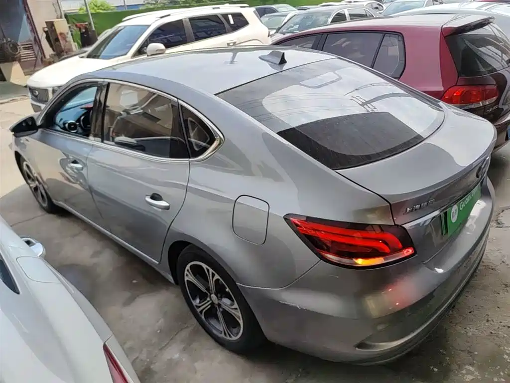 MG 6 New Energy 2019 2018 45T E-DRIVE Intelligent Hybrid Premium Internet Edition