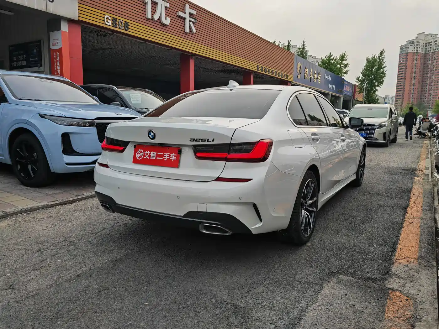 BMW 3 Series 2021 325Li M Sport Package фото 15
