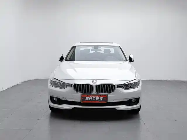 BMW 3 Series 2018 320Li Fashion Style — фото 3