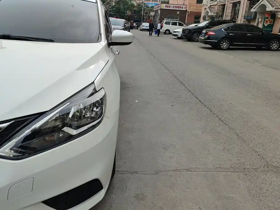 Nissan SYLPHY, миниатюра 5