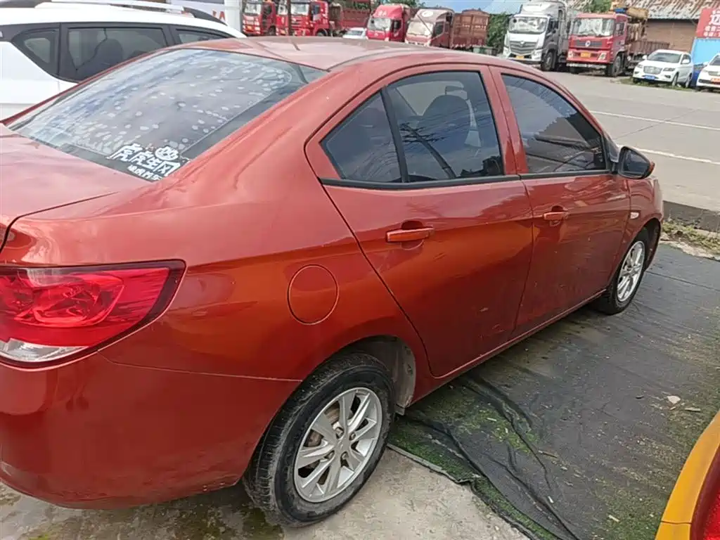 Chevrolet Sail 2015 Sail 3 1.3L Manual Ideal Edition фото 7