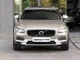 Фото 1 - Volvo V90