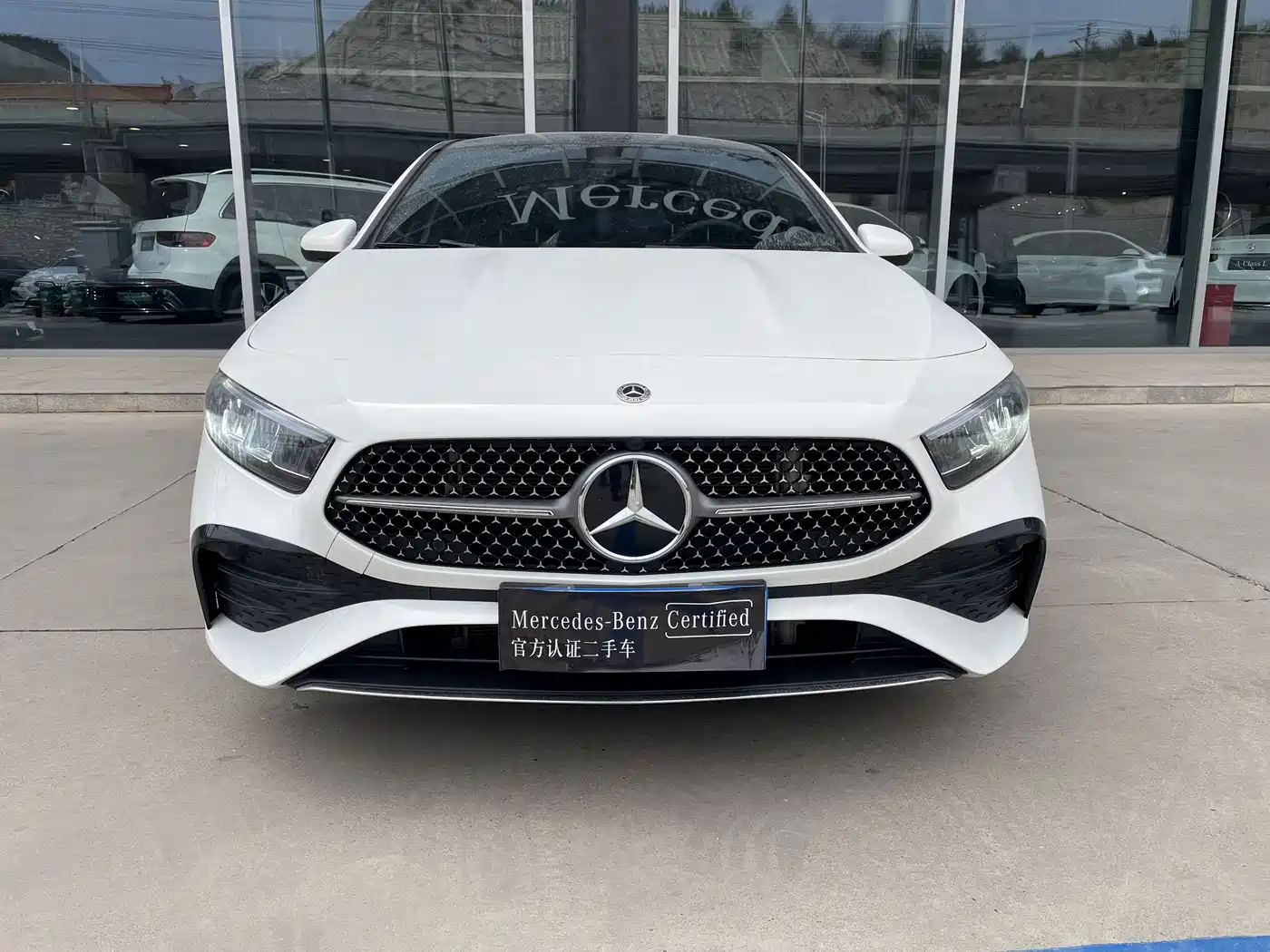 Mercedes-Benz A-Class 2024 A 200 L Sport Edition фото 2