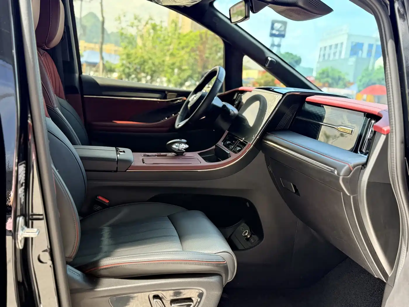 GAC Trumpchi Trumpchi M8 2024 Model Grandmaster Series 400T Pioneer Edition фото 14