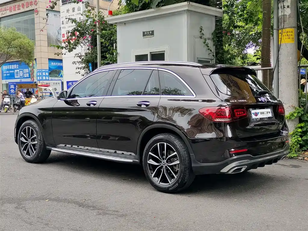 Mercedes-Benz GLC 2021 GLC 300 L 4MATIC Sporty фото 4