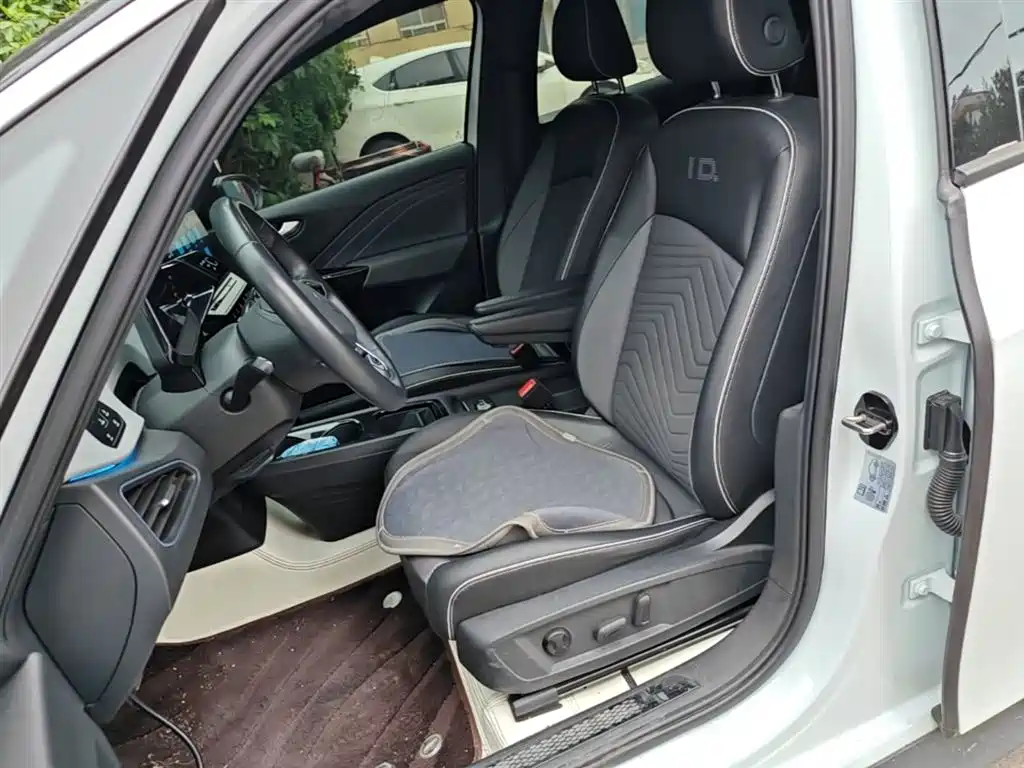 Volkswagen ID.3 2023 Upgraded Pure Intelligence Edition фото 15