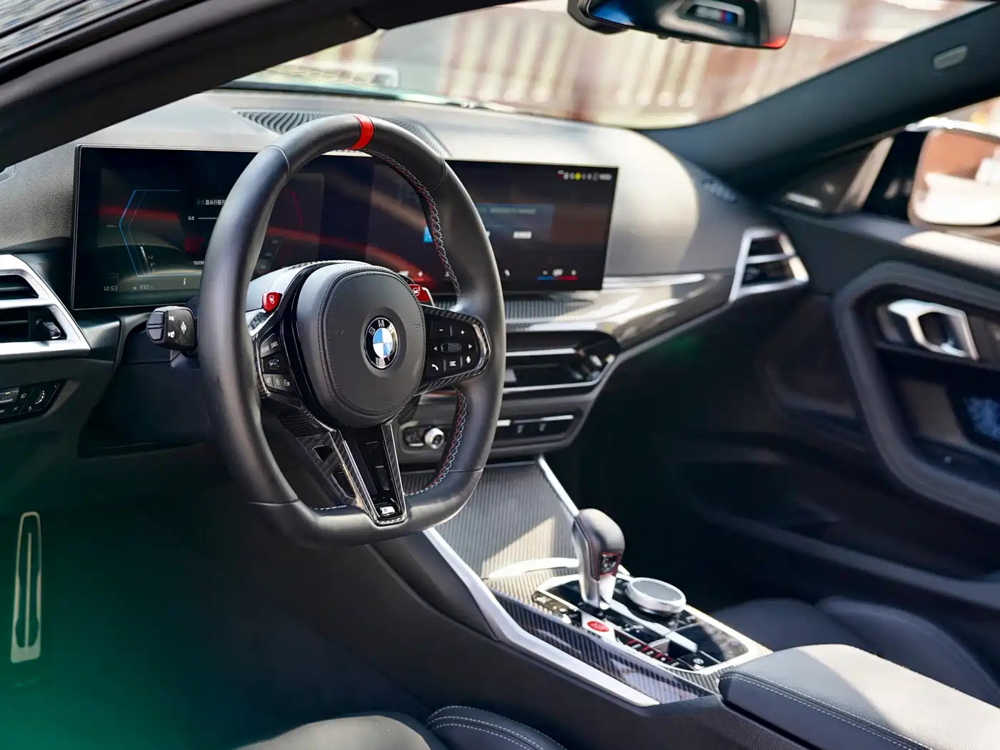 BMW M2 2024 M2 фото 11