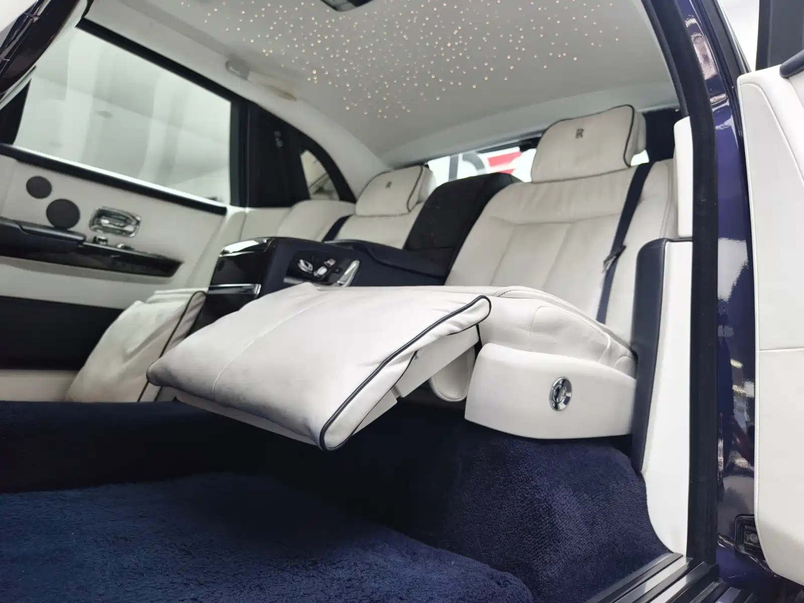 Фото 5 - Rolls-Royce Phantom