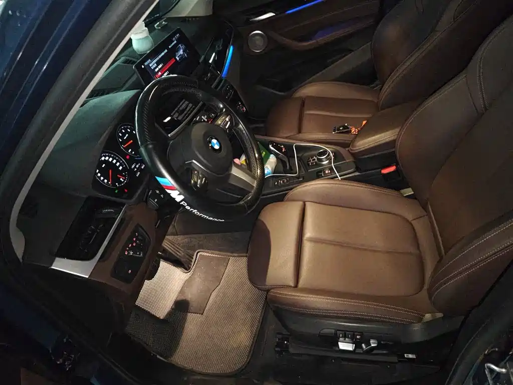 BMW X1 2022 sDrive25Li Leading фото 8
