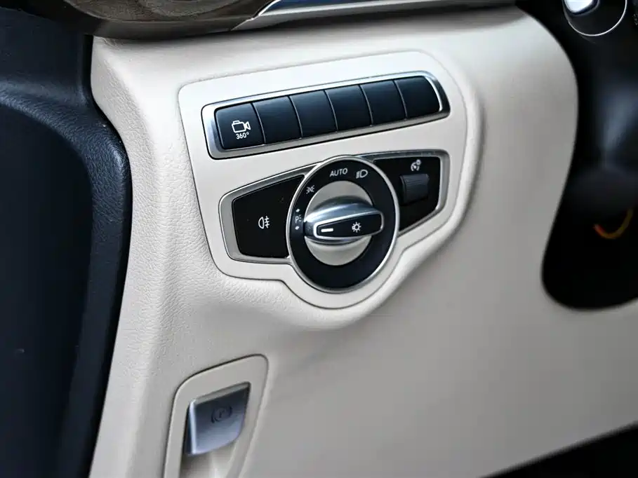 Mercedes-Benz V-Class 2021 V 260 Premium Edition фото 22