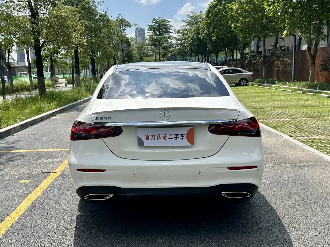 Mercedes-Benz E-Class (Import) 2021 E 260 Fashion Sport Edition фото 5