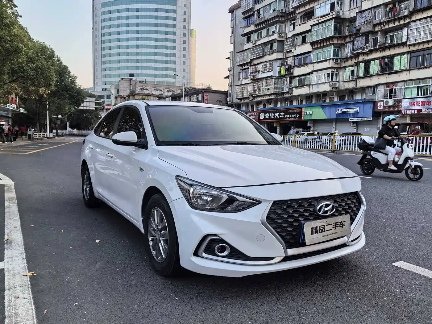 Hyundai Elantra 2018 1.6L Auto Joy GL (China V) фото 2