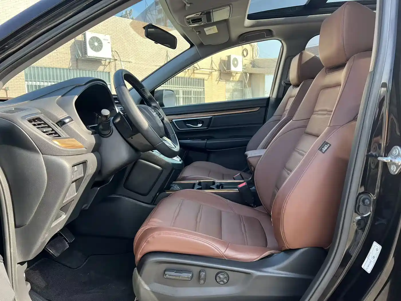 Фото 9 - Honda CR-V