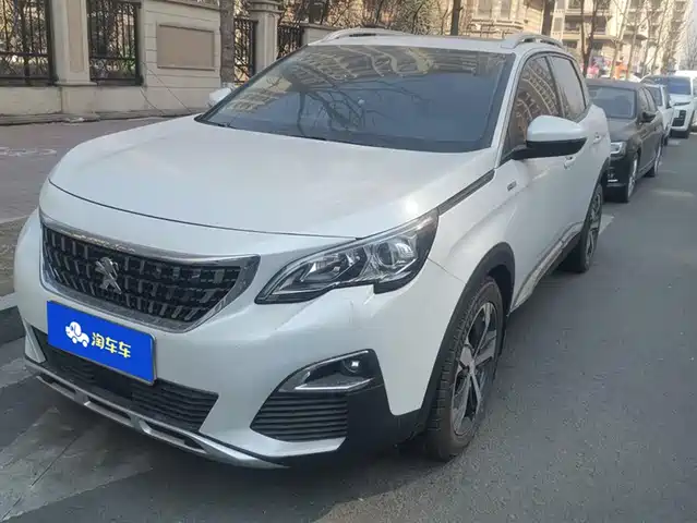 PEUGEOT 4008