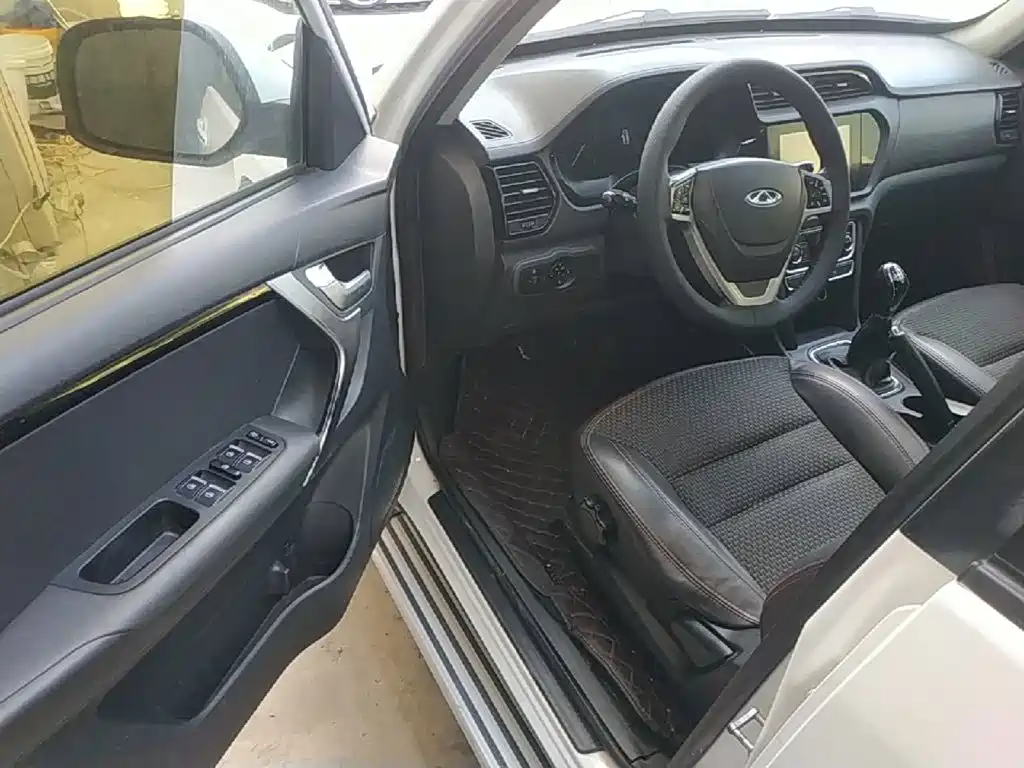 Chery Tiggo 3 2017 2016 1.6L Manual Smart Edition