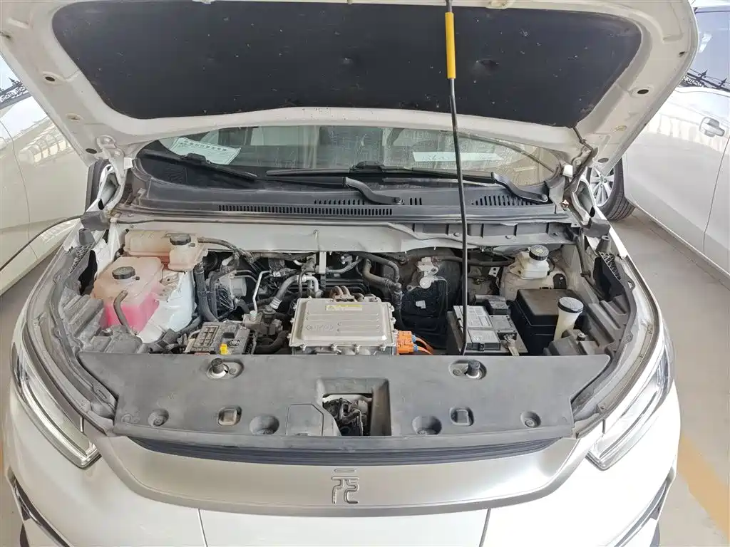 BYD Yuan Pro 2021 401KM Premium Model фото 20