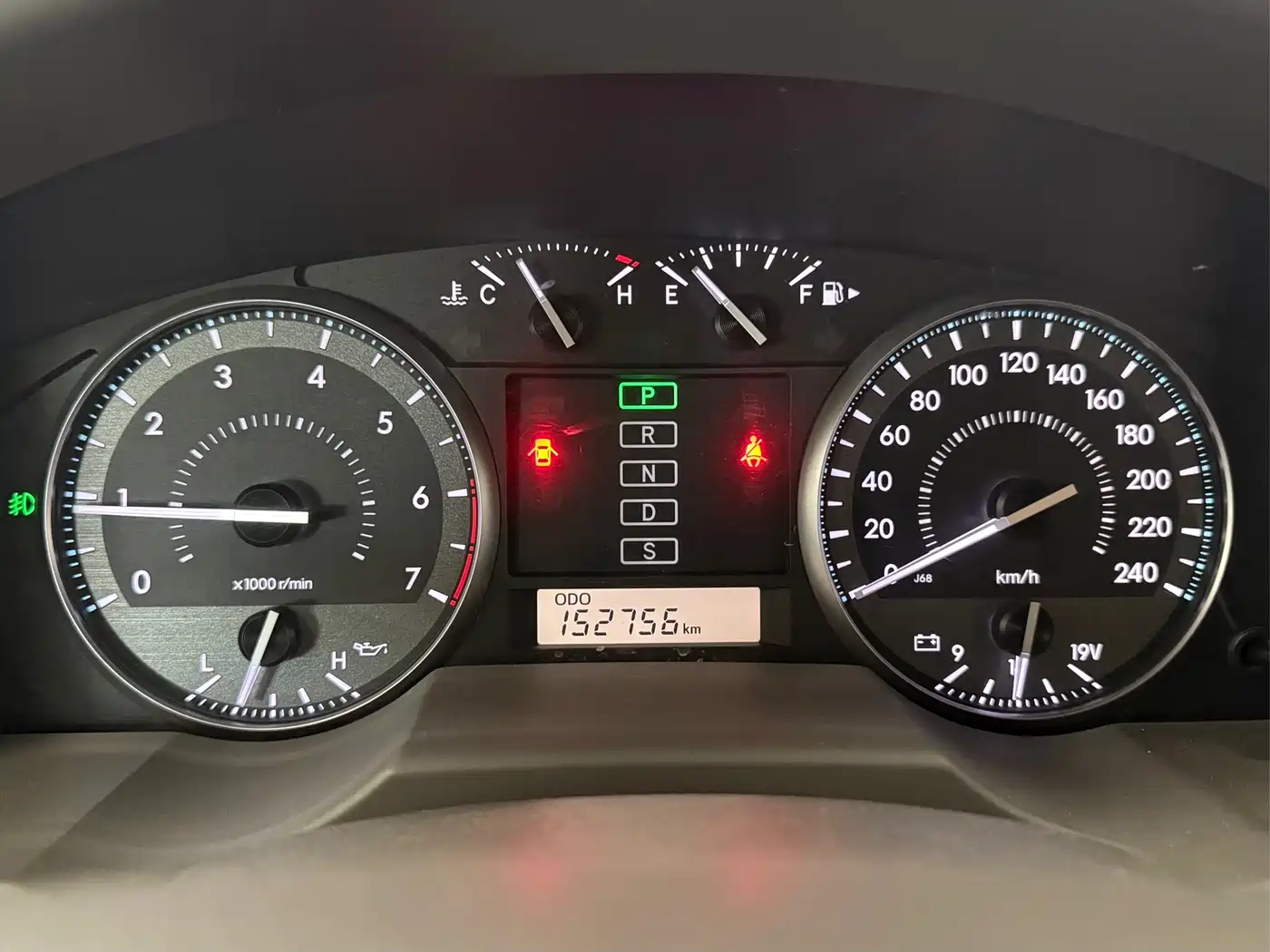 Toyota Land Cruiser 2012 4.0L Automatic VX фото 7