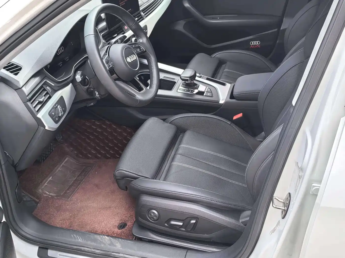 Audi A4L 2020 35 TFSI Fashion Dynamic Edition фото 10