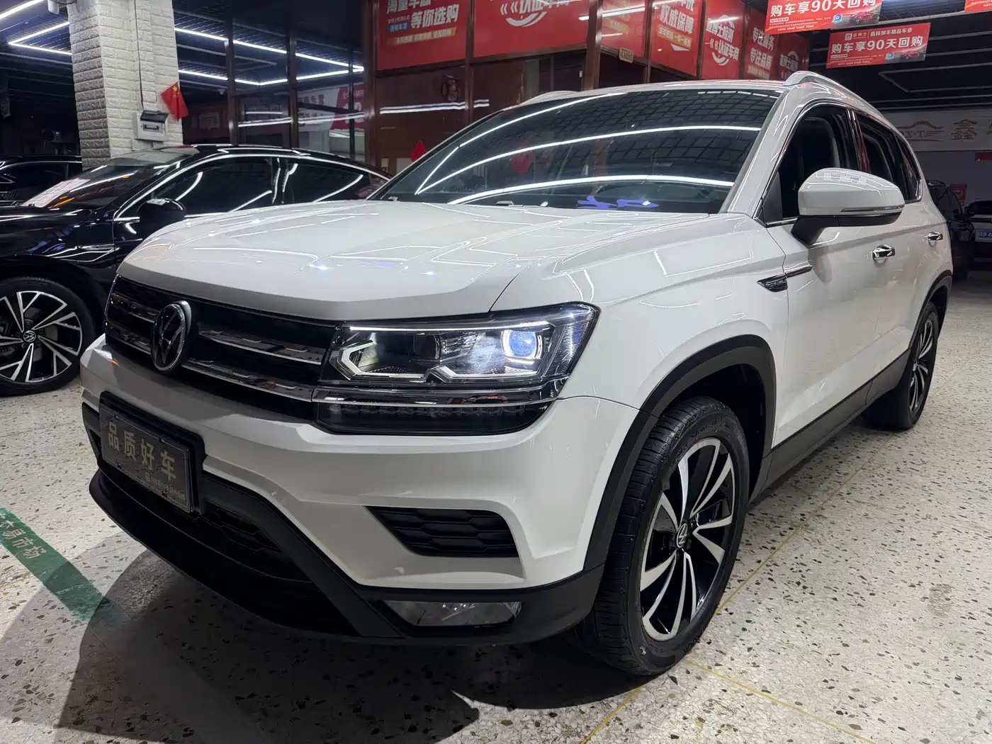 Volkswagen Tharu 2022 280TSI FWD Luxury Edition