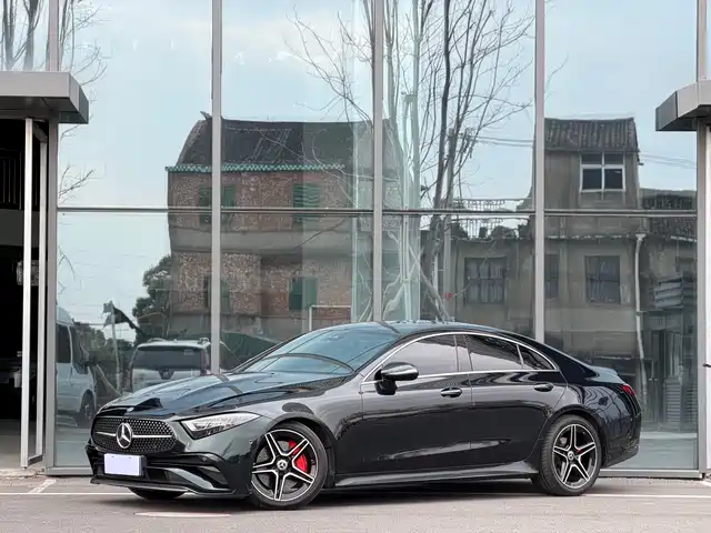 MERCEDES-BENZ CLS