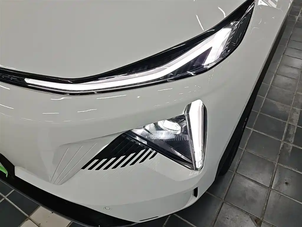 Geely Galaxy Galaxy L7 2023 1.5T 115km Starship фото 24