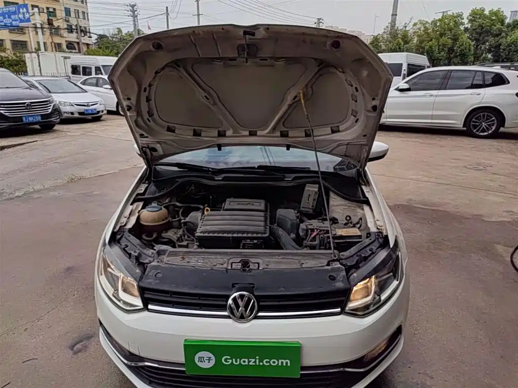 Volkswagen Polo 2016 1.6L Automatic Comfort фото 20