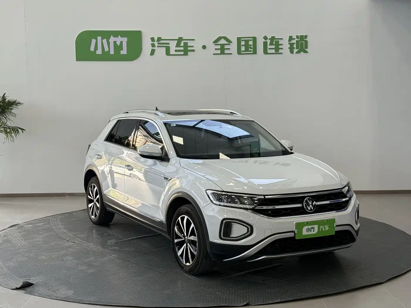 Volkswagen T-ROC 2023 280TSI DSG 2WD Time Edition фото 3