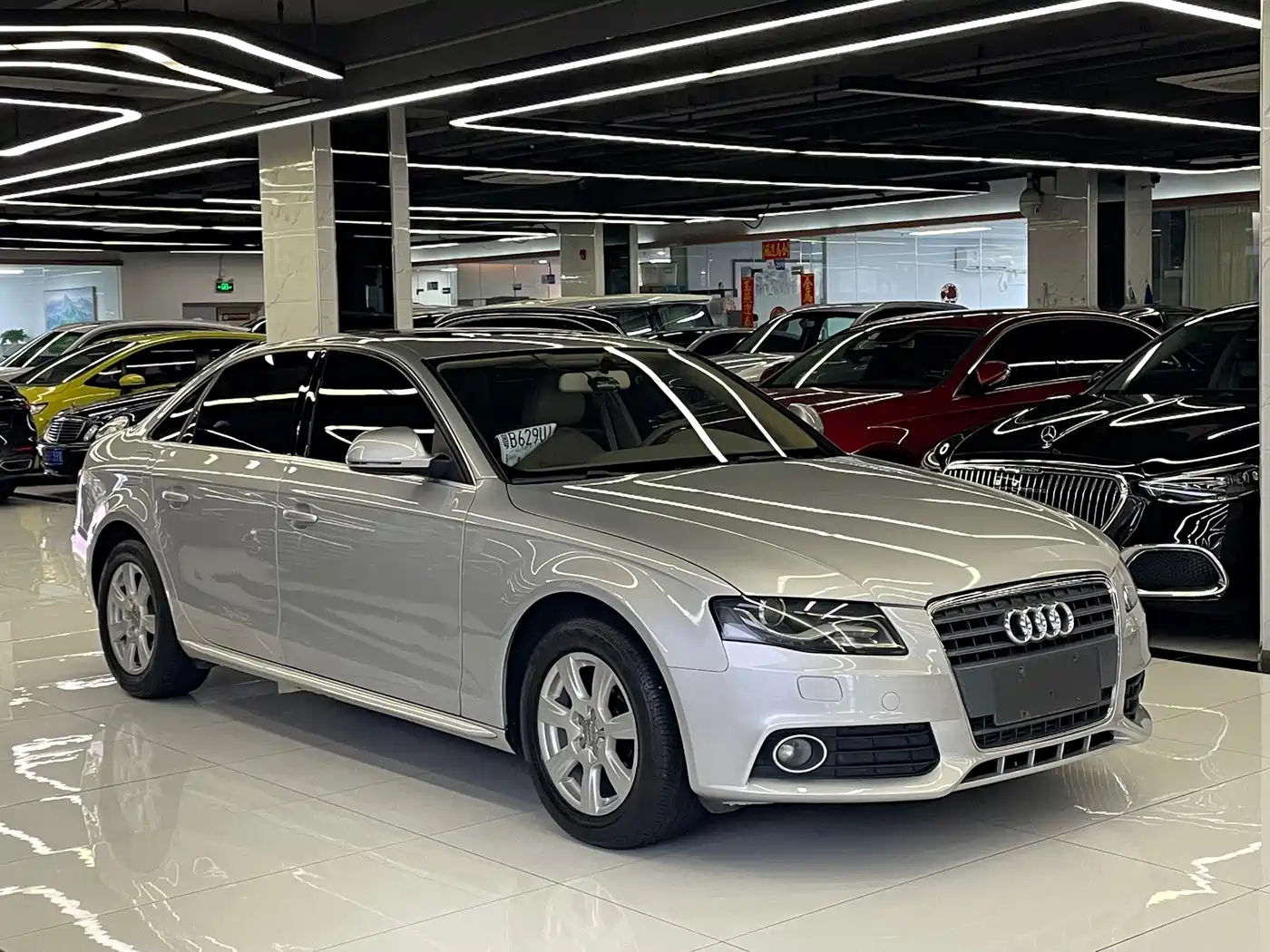 Audi A4L 2009 2010 2.0 TFSI Technology