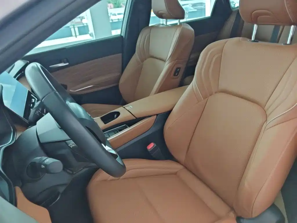 Toyota Avalon 2024 2024 Hybrid 2.0L Luxury Edition