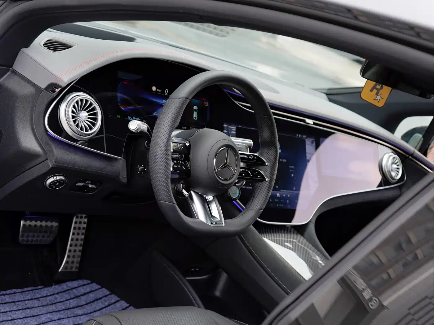 MERCEDES-BENZ EQS AMG