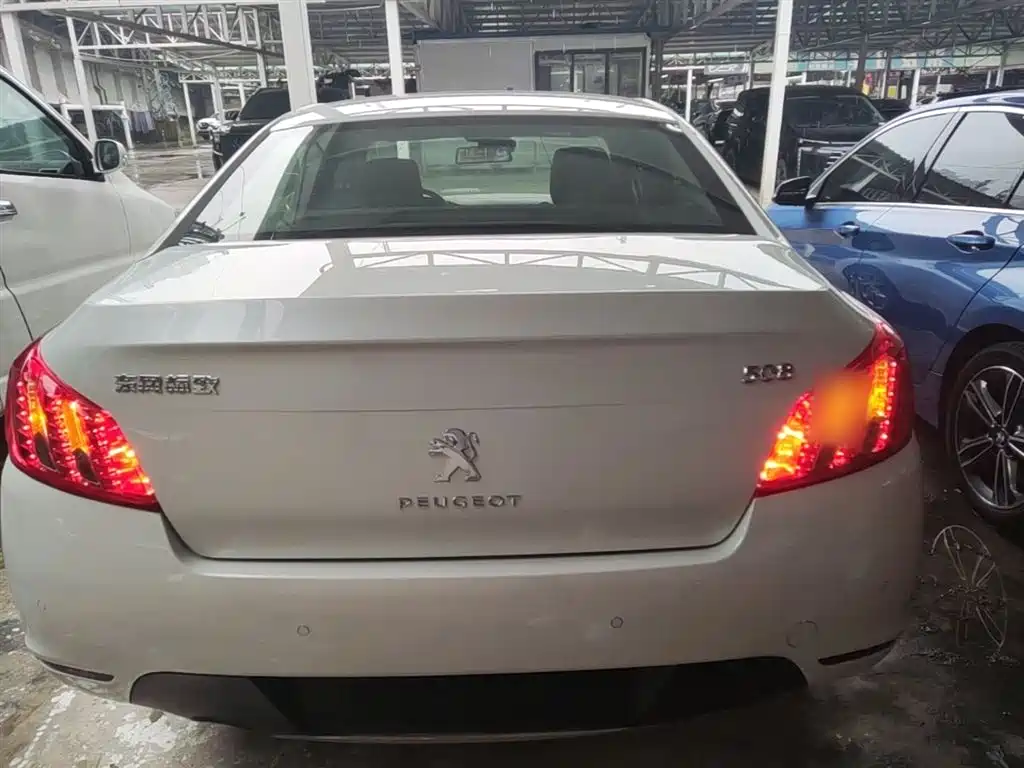 Peugeot 508 2013 2.0L 2nd Anniversary Auto Smart Edition фото 6