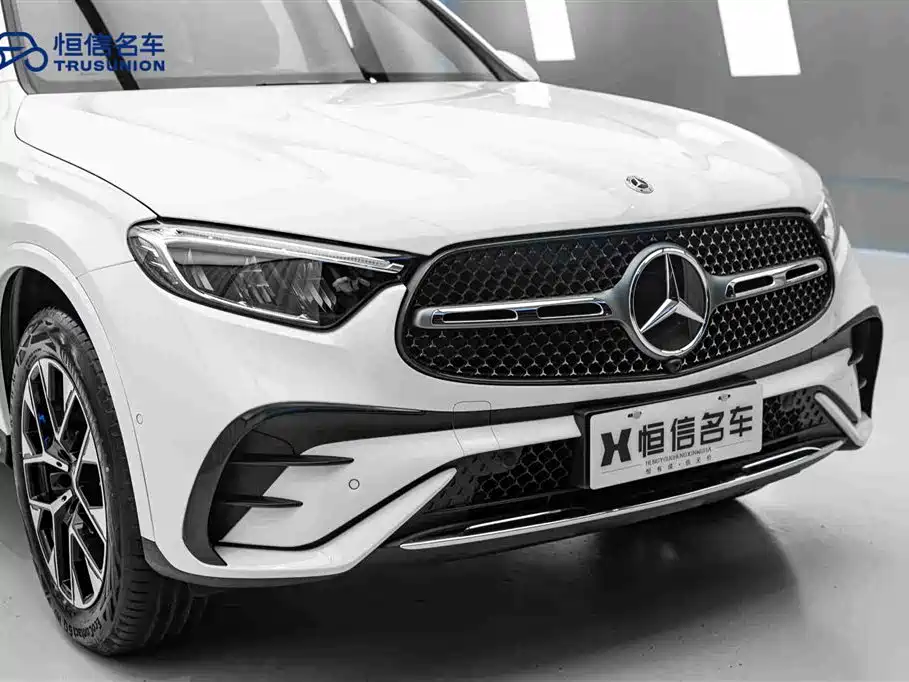 Mercedes-Benz GLC 2024 GLC 260 L 4MATIC Luxury 5-seater фото 9