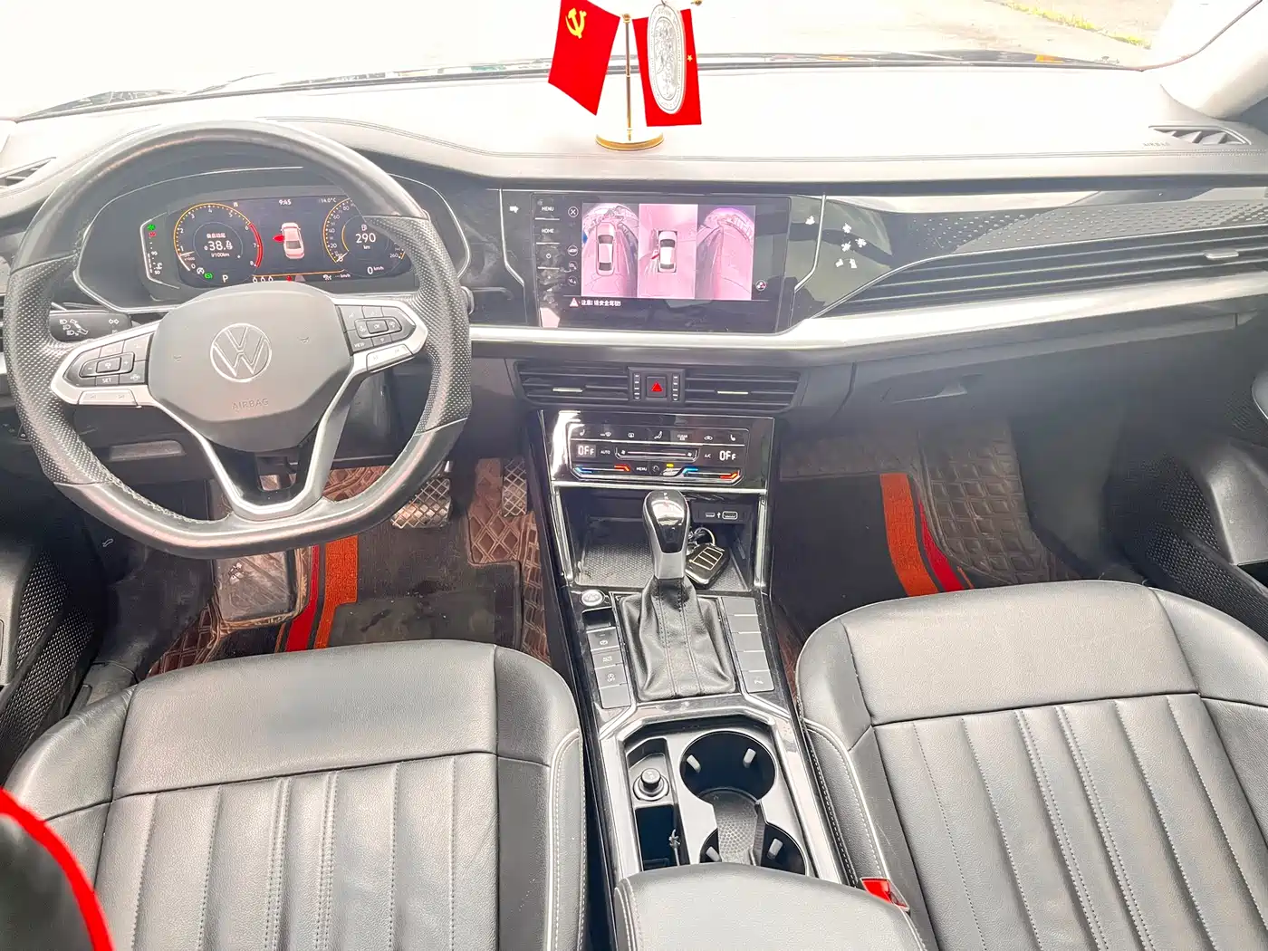 Volkswagen Passat 2022 330TSI Starlight Elite Edition фото 5