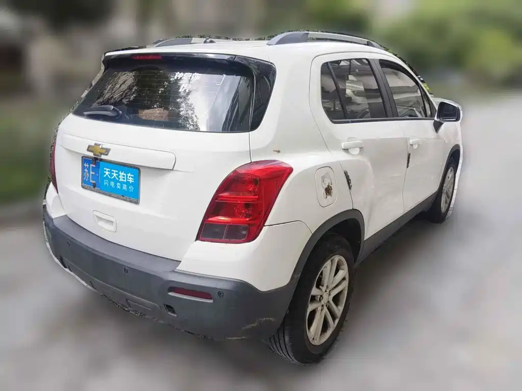 Фото 2 - Chevrolet Trax