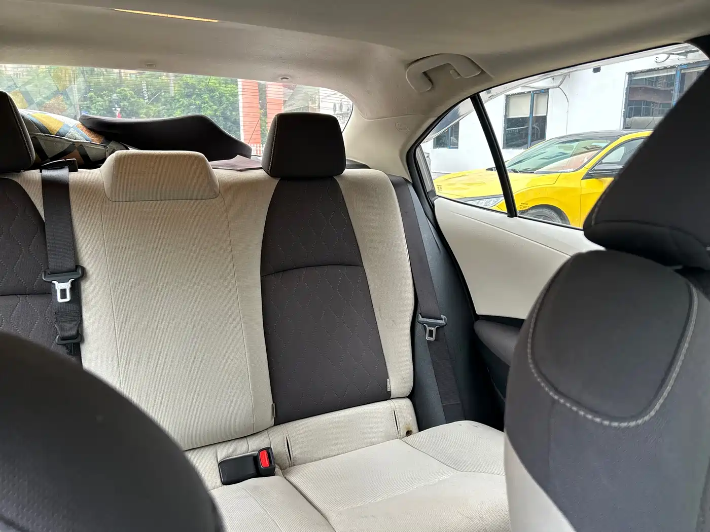 Toyota Corolla 2019 Hybrid 1.8L E-CVT GL-i Elite Edition фото 40