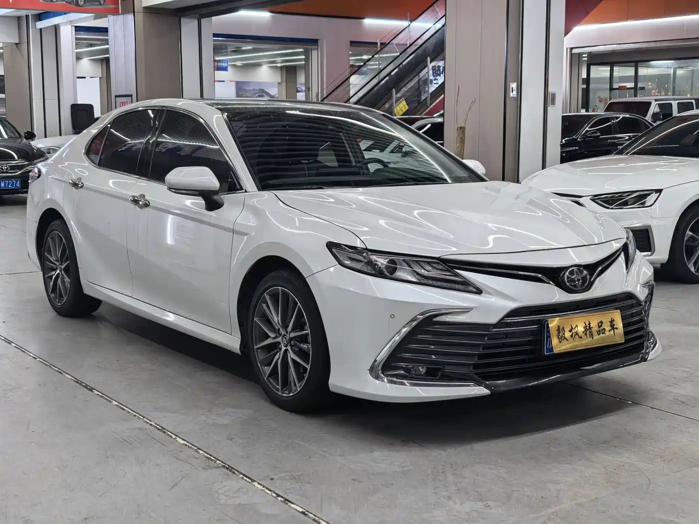 Toyota Camry 2021 2.5G Luxury Edition фото 3