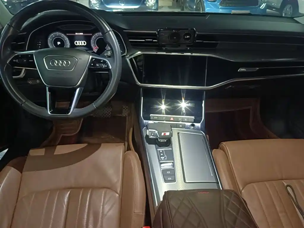 Audi A6L 2019 40 TFSI Luxury Elegance фото 10