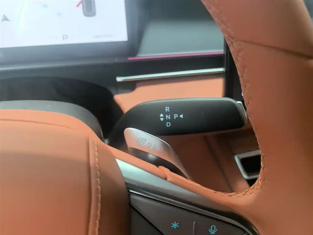 BYD Tang L 2025 DM 175KM Drone Player Edition фото 14