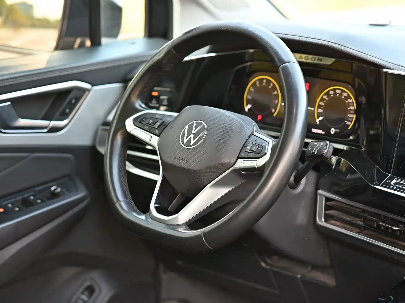 Volkswagen Talagon 2022 2022 380TSI 4WD Luxury Premium Pro Edition 6-seater