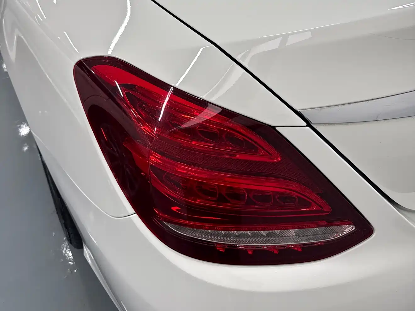 Mercedes-Benz C-Class 2016 C 180 L Sport фото 12