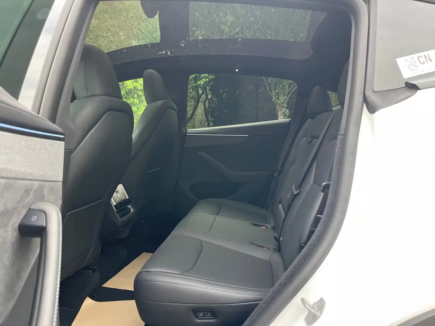 Tesla Model Y 2026 Long Range All-Wheel Drive фото 10
