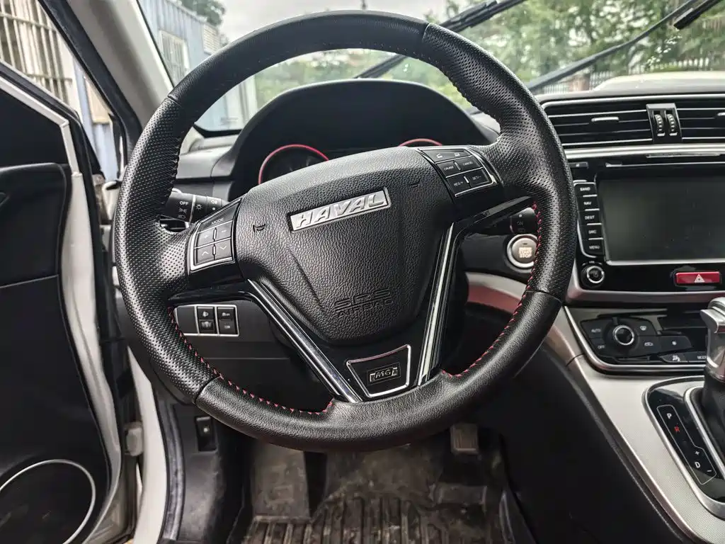 Haval M6 2017 2017 1.5T Automatic 2WD Elite