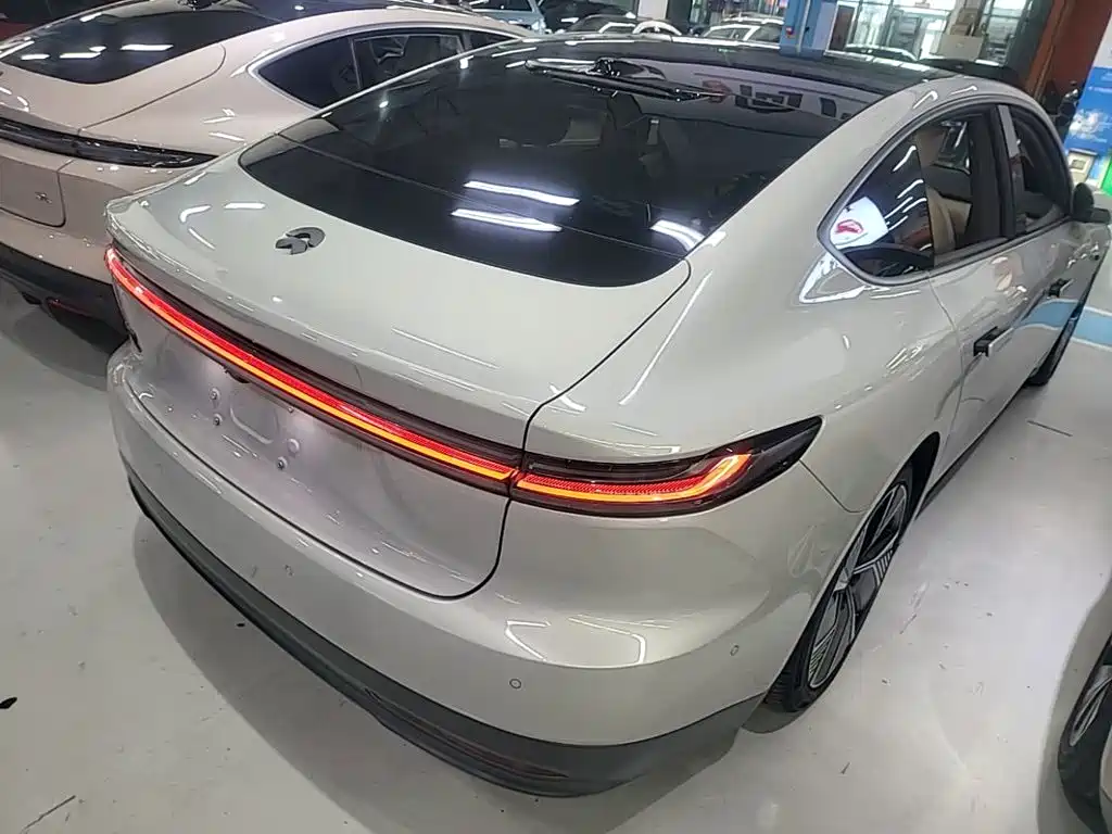 NIO ET7 2023 2022 100kWh Launch Edition