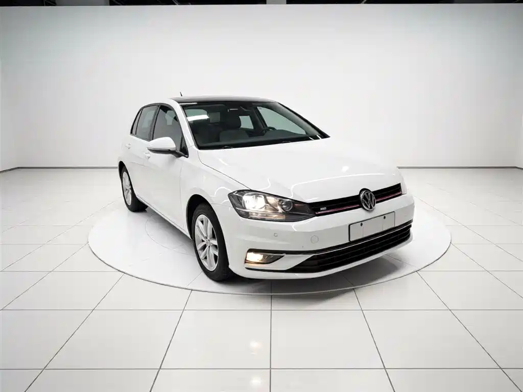 Volkswagen Golf 2018 230TSI Automatic Comfort фото 4