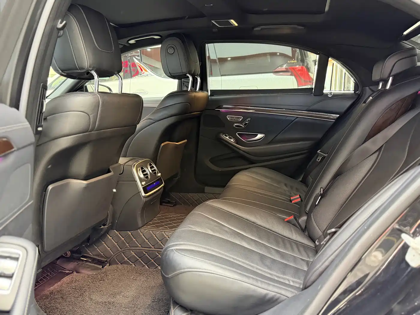 Mercedes-Benz S-Class 2014 S 320 L Business фото 12