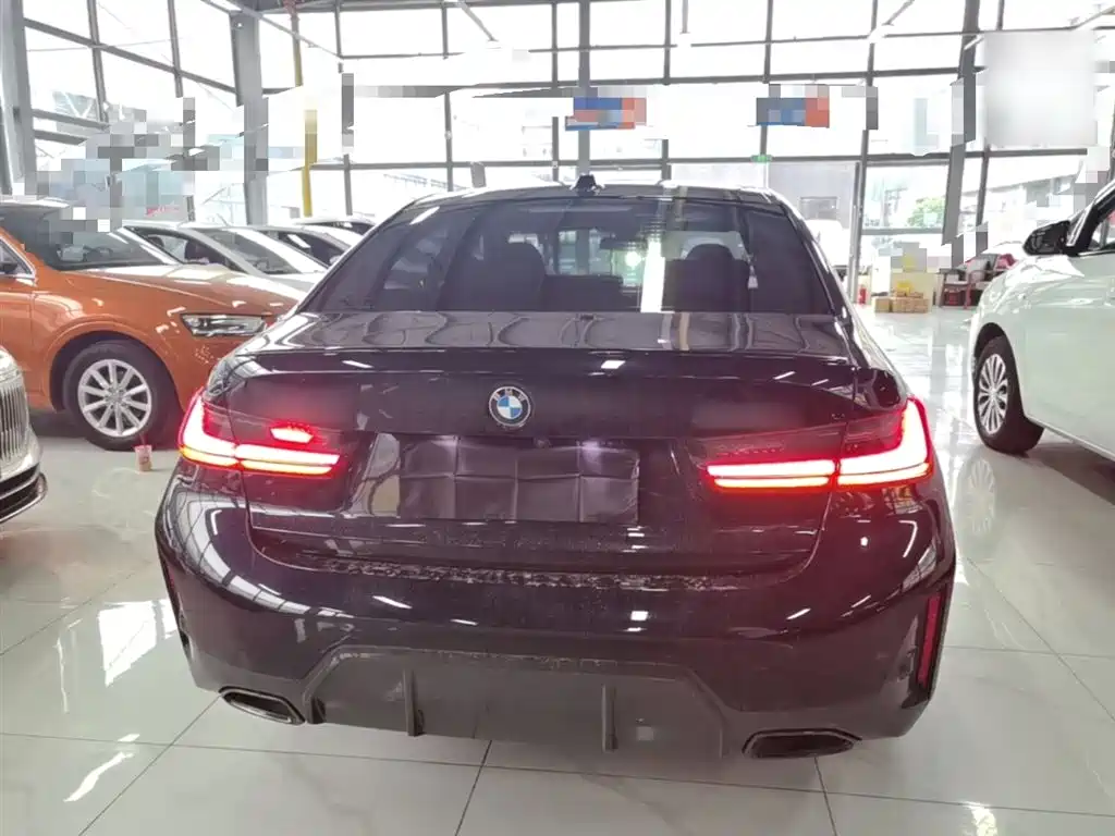 BMW 3 Series 2023 325Li M Sport Black Night Package фото 6