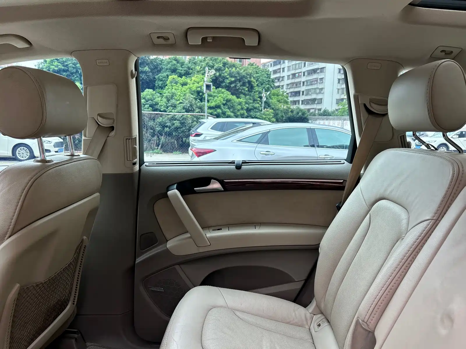 Фото 21 - Audi Q7
