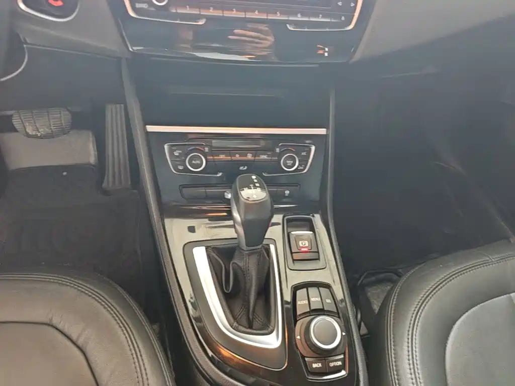 BMW 2 Series Gran Tourer 2018 2015 218i Leading
