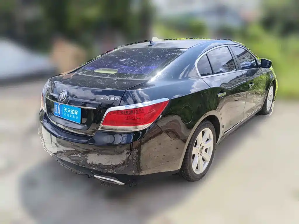 Buick LaCrosse 2011 2011 2.4L SIDI Luxury Edition