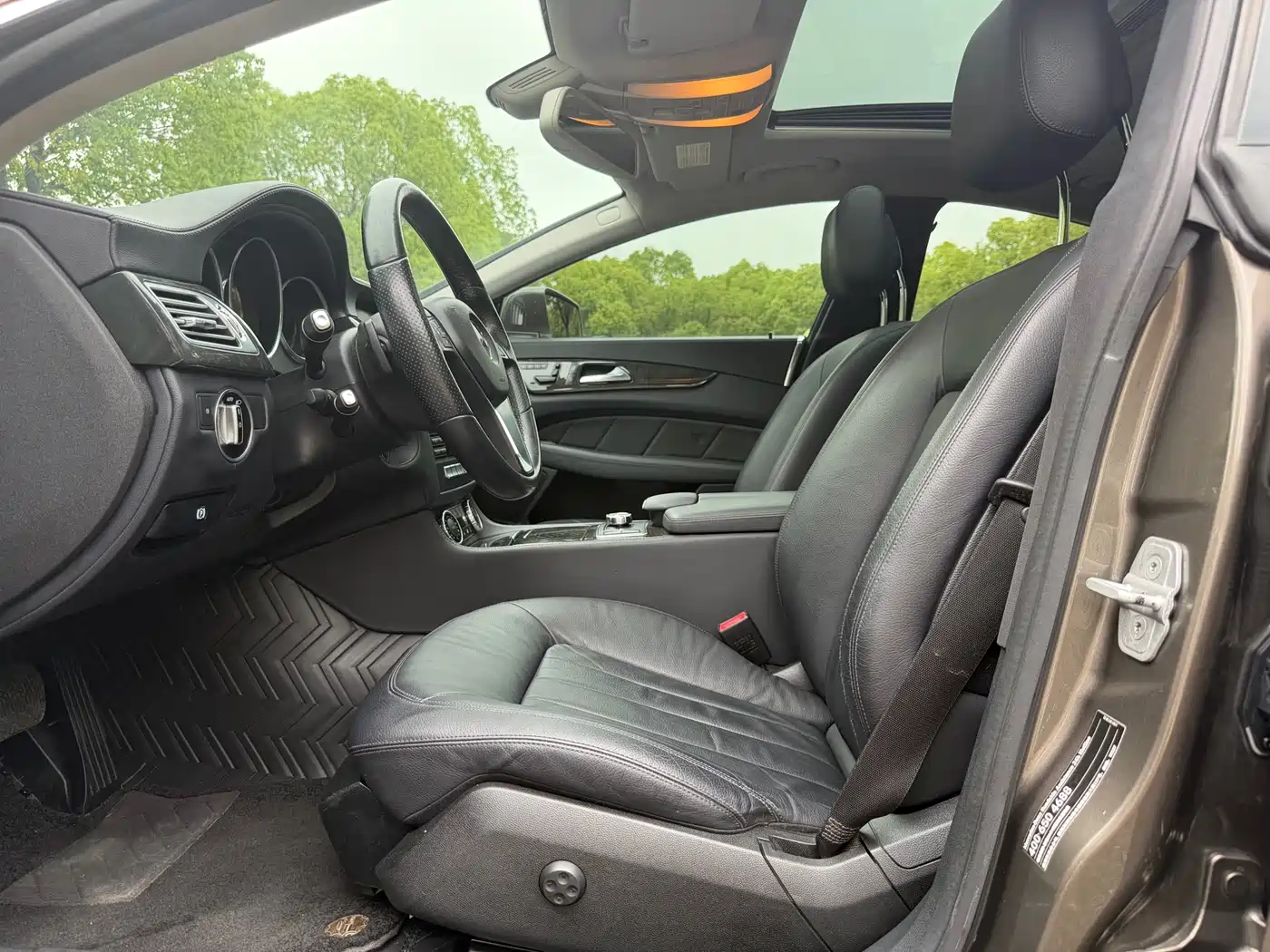 Mercedes-Benz CLS 2012 CLS 300 CGI фото 3